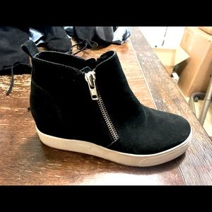 Steve Madden booties size 8 good condition